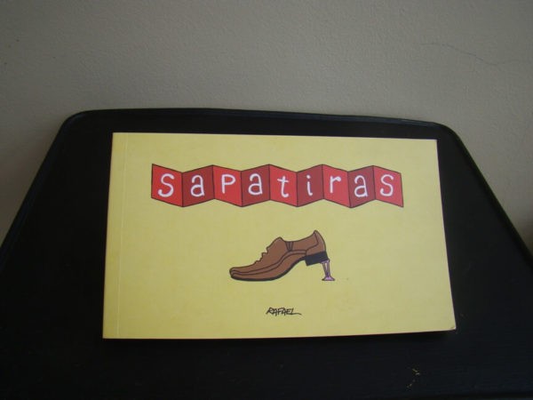 Livro de histórias em quadrinhos. Sapatiras